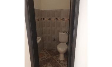 Vendemos Amplia Casa - Corales Pereira