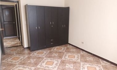 Vendemos Amplia Casa - Corales Pereira