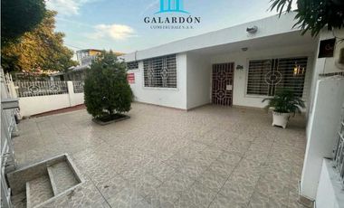 Venta casa Santa Marta barrio Jardin