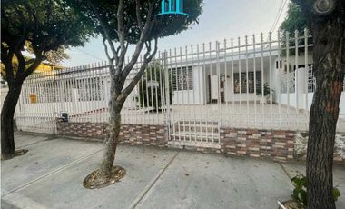 Venta casa Santa Marta barrio Jardin