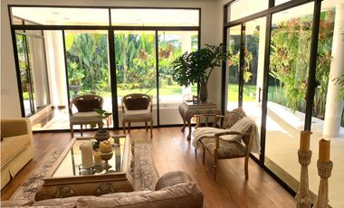 Venta o arriendo  de casa en el Poblado sector los Balsos