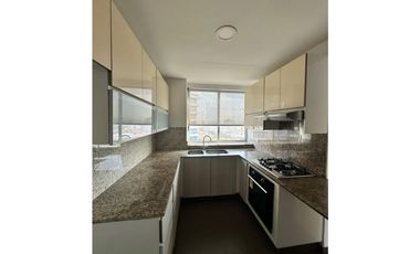 Arriendo hermoso apartamento cerca mall plaza