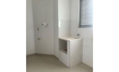 Arriendo apartamento en el barrio Tívoly