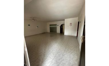 CASA COMERCIAL 260 M2 EN ALQUILER TEQUENDAMA CALI