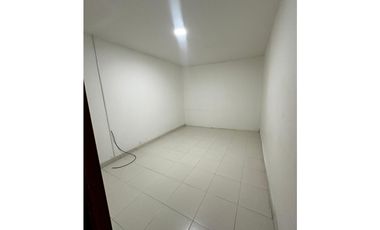 CASA COMERCIAL 260 M2 EN ALQUILER TEQUENDAMA CALI