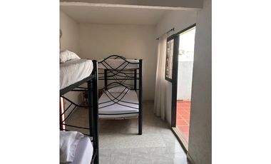 Casa con 3 apartamentos en Mini Condominio en Bello Horizonte - 005