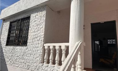 Casa con 3 apartamentos en Mini Condominio en Bello Horizonte - 005