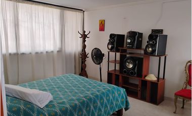 Casa con 3 apartamentos en Mini Condominio en Bello Horizonte - 005