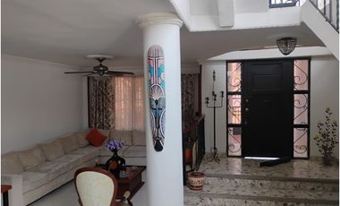 Casa con 3 apartamentos en Mini Condominio en Bello Horizonte - 005