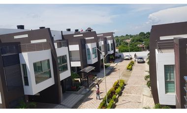 Casa Campestre en conjunto cerrado de lujo - Bello Horizonte - 005