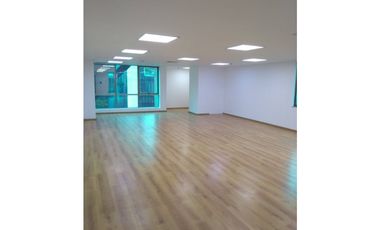 Oficina en Arriendo Aguacatala Medellín