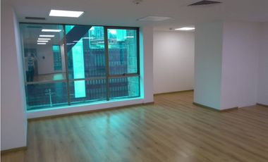 Oficina en Arriendo Aguacatala Medellín