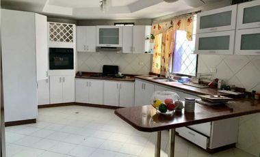 Apartamento de 4 habitaciones en san José Santa Marta 005