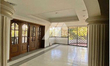 Apartamento de 4 habitaciones en san José Santa Marta 005