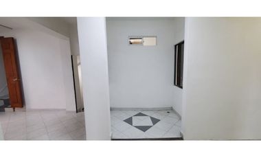 ARRIENDO HERMOSO Y AMPLIO LOCAL CON OFICINAS EN CENTRO DE ENVIGADO