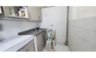 ARRIENDO HERMOSO Y AMPLIO LOCAL CON OFICINAS EN CENTRO DE ENVIGADO