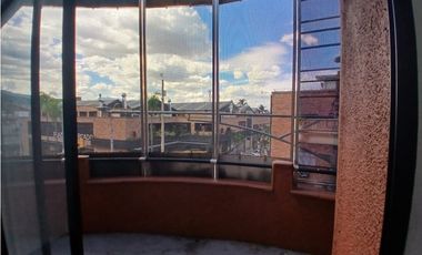 ARRIENDO HERMOSO Y AMPLIO LOCAL CON OFICINAS EN CENTRO DE ENVIGADO