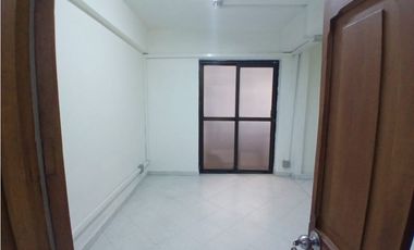 ARRIENDO HERMOSO Y AMPLIO LOCAL CON OFICINAS EN CENTRO DE ENVIGADO