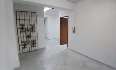 ARRIENDO HERMOSO Y AMPLIO LOCAL CON OFICINAS EN CENTRO DE ENVIGADO