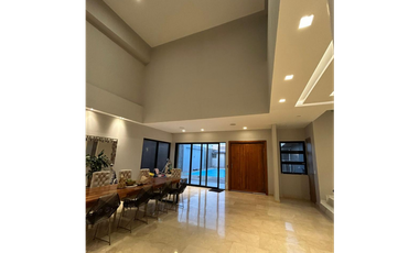 VENTA DE CASA EN PUNTA ROCA