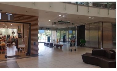 VENTA LOCAL RENTANDO EN COMPLEJO CENTRO COMERCIAL CENTRO CHIA