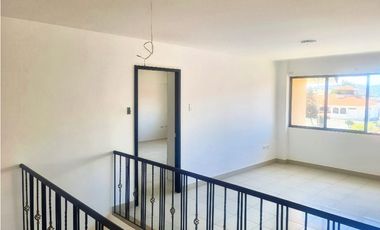 Los Ceibos, Hermoso Departamento en Renta, 120m2