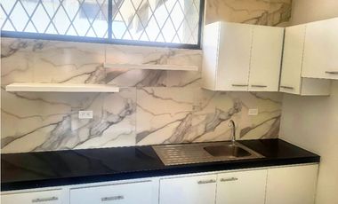 Los Ceibos, Hermoso Departamento en Renta, 120m2