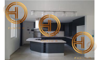 Casa en Venta a 30 min del Aeropuerto Internacional Toluca.