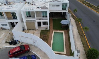 Casa en condominio en  venta en Residencial Andria, Santa Fe, Cancún
