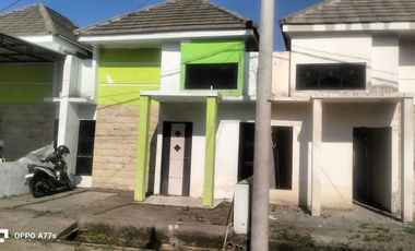 Rumah Menganti sidowungu Dekat lakarsantri Surabaya 300 JT-an
