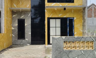 Rumah Menganti sidowungu Dekat lakarsantri Surabaya 300 JT-an