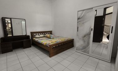 Rumah Luas Plus Furnish di Cluster Baturan Colomadu