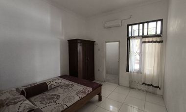 Rumah Luas Plus Furnish di Cluster Baturan Colomadu