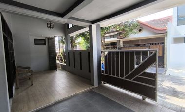 Rumah Luas Plus Furnish di Cluster Baturan Colomadu