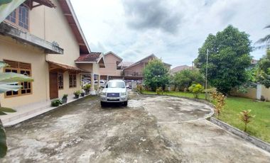 DIJUAL RUMAH HALAMAN SUPER LUAS MACAN KUMBANG DEMANG PALEMBANG