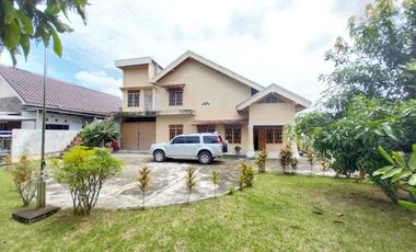 DIJUAL RUMAH HALAMAN SUPER LUAS MACAN KUMBANG DEMANG PALEMBANG