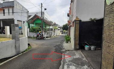 RUMAH DI JALAN DEWI SARTIKA GANG 3H NO 17, TEMAS BATU-MALANG