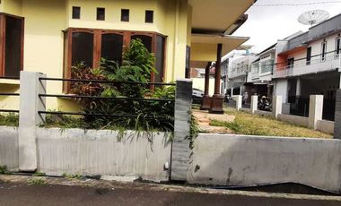 RUMAH DI JALAN DEWI SARTIKA GANG 3H NO 17, TEMAS BATU-MALANG