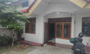 Rumah di Villa Citra Tengah Kota