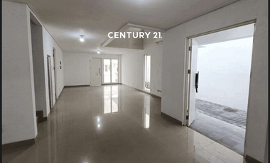 RUMAH BAGUS SIAP HUNI SEMI FURNISH DI KARAWANG