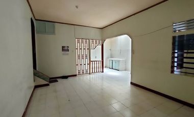 Rumah PUSAT Kota daerah Jendral Urip (Matahari Mall) 2 Lantai -4 Kamar