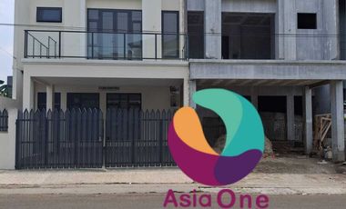 Disewakan Rumah Brand New Villa Melati Mas Serpong Tangsel