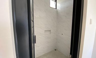 Rumah 2 Lantai Minimalis Modern Dekat UNS & Solo Safari