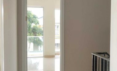 Di Sewakan Rumah Hook  Cluster Eropa Sedayu City Kelapa Gading