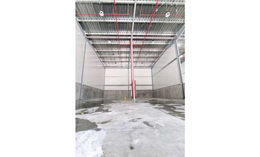 ALQUILER GALERAS HASTA 424 M2 EN COSTA DEL ESTE - JUAN DIAZ