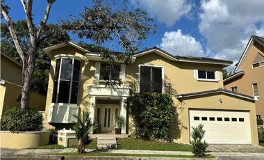 CLAYTON / EMBASSY GARDENS / 500M / 3 HABITACION / LINEA BLANCA