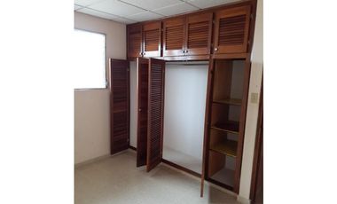 SEA CONFIABLE VENDE CASA EN URBANIZACION PARQUE DEL OESTE