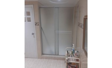 BETANIA / VILLA CACERES / 300M / 3 HABITACIONES / TERRAZA / CERCADA JC