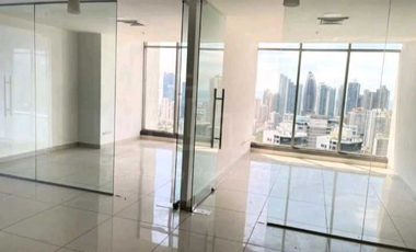 OFICINA EN AVENIDA BALBOA BICSA 216M2 CON DIVISIONES