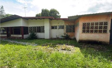 VENTA DE CASA EN EL TERRONAL 1,653 METROS.DE ESQUINA